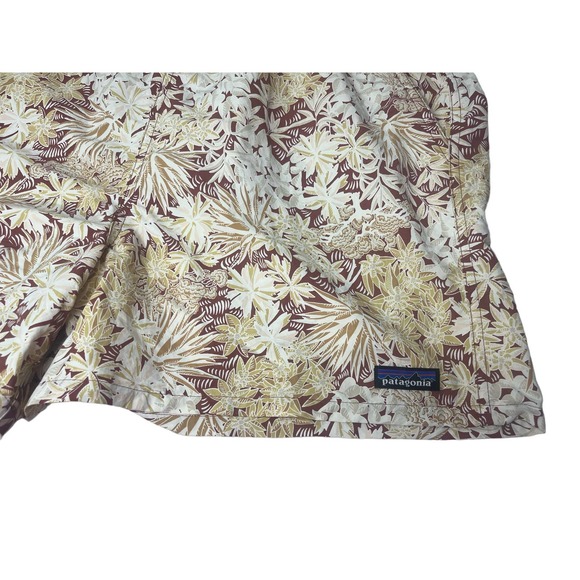 Patagonia woman’s shorts size xxl - Picture 2 of 8